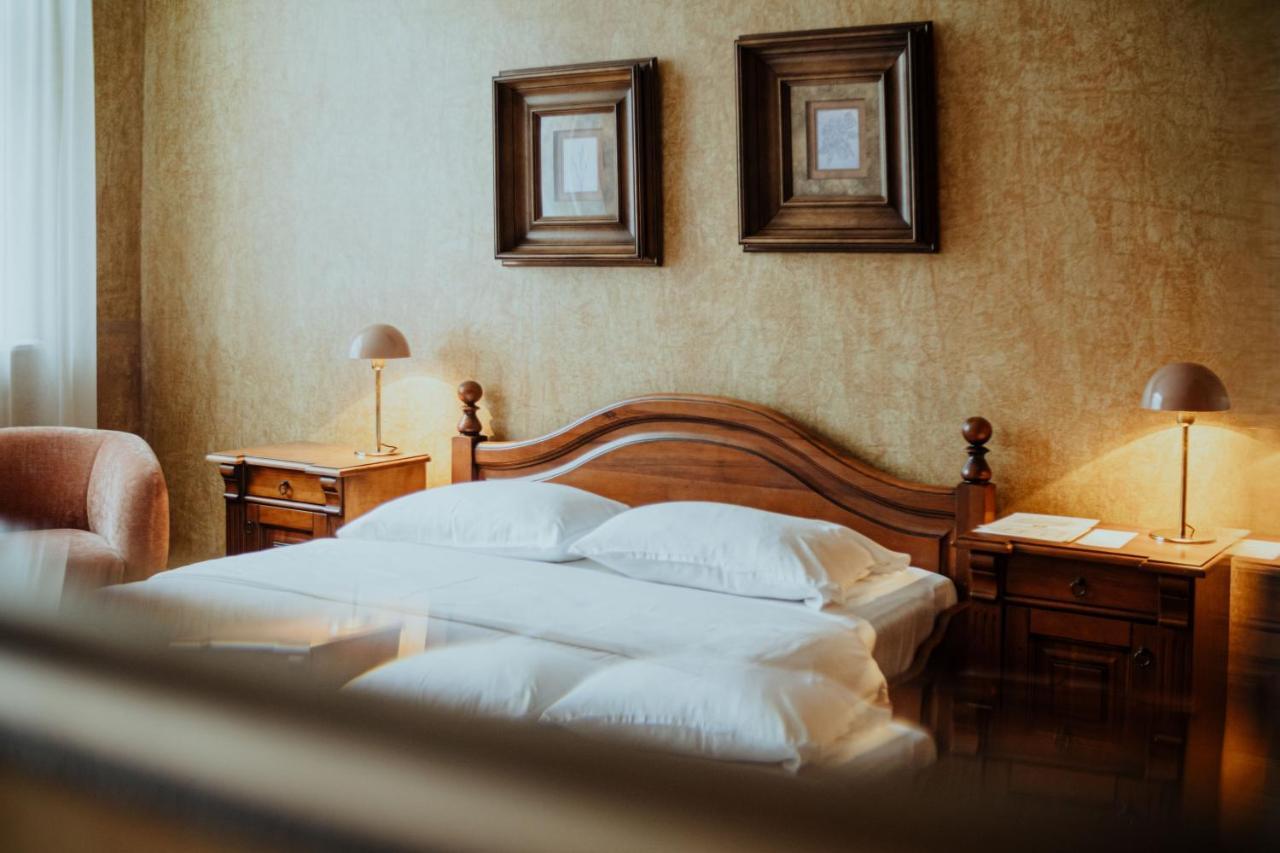 Piena Muiza - Berghof Hotel & Spa Sieksate Extérieur photo