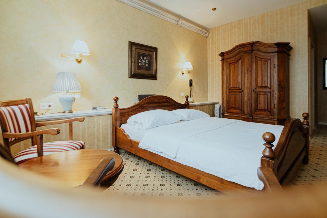 Piena Muiza - Berghof Hotel & Spa Sieksate Extérieur photo