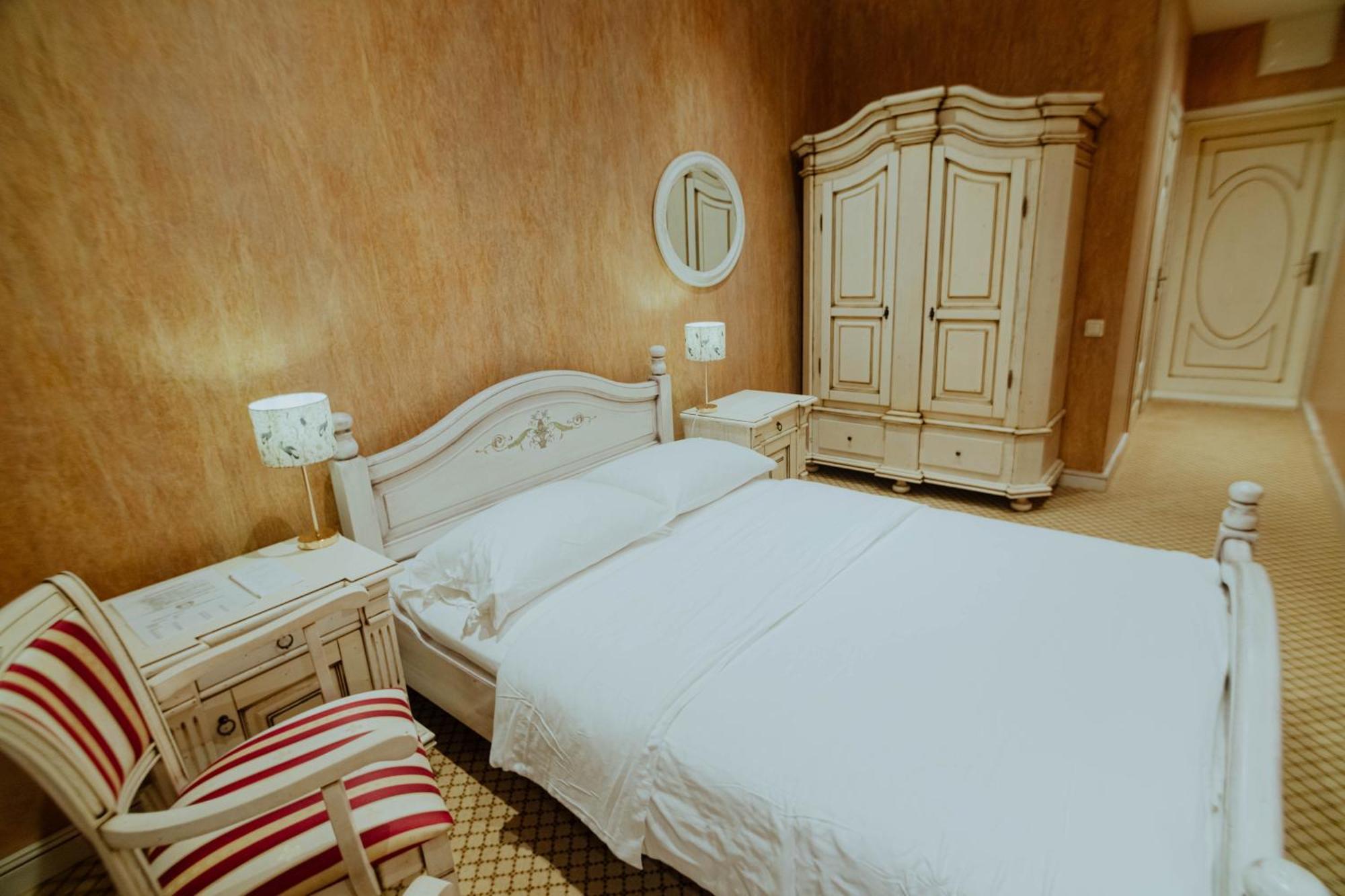 Piena Muiza - Berghof Hotel & Spa Sieksate Chambre photo